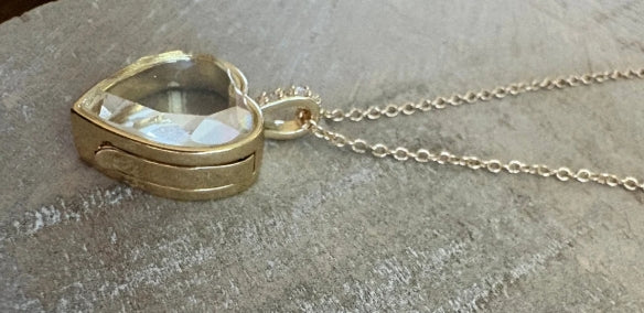 Heart-Shaped Glass Keepsake Locket Necklace