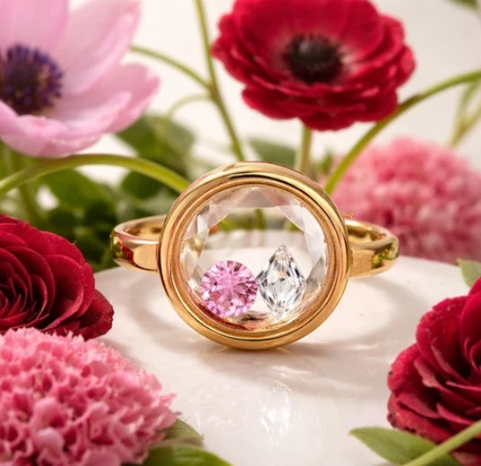 Memory Locket Oval Ring with Faceted Crystal in gold plated